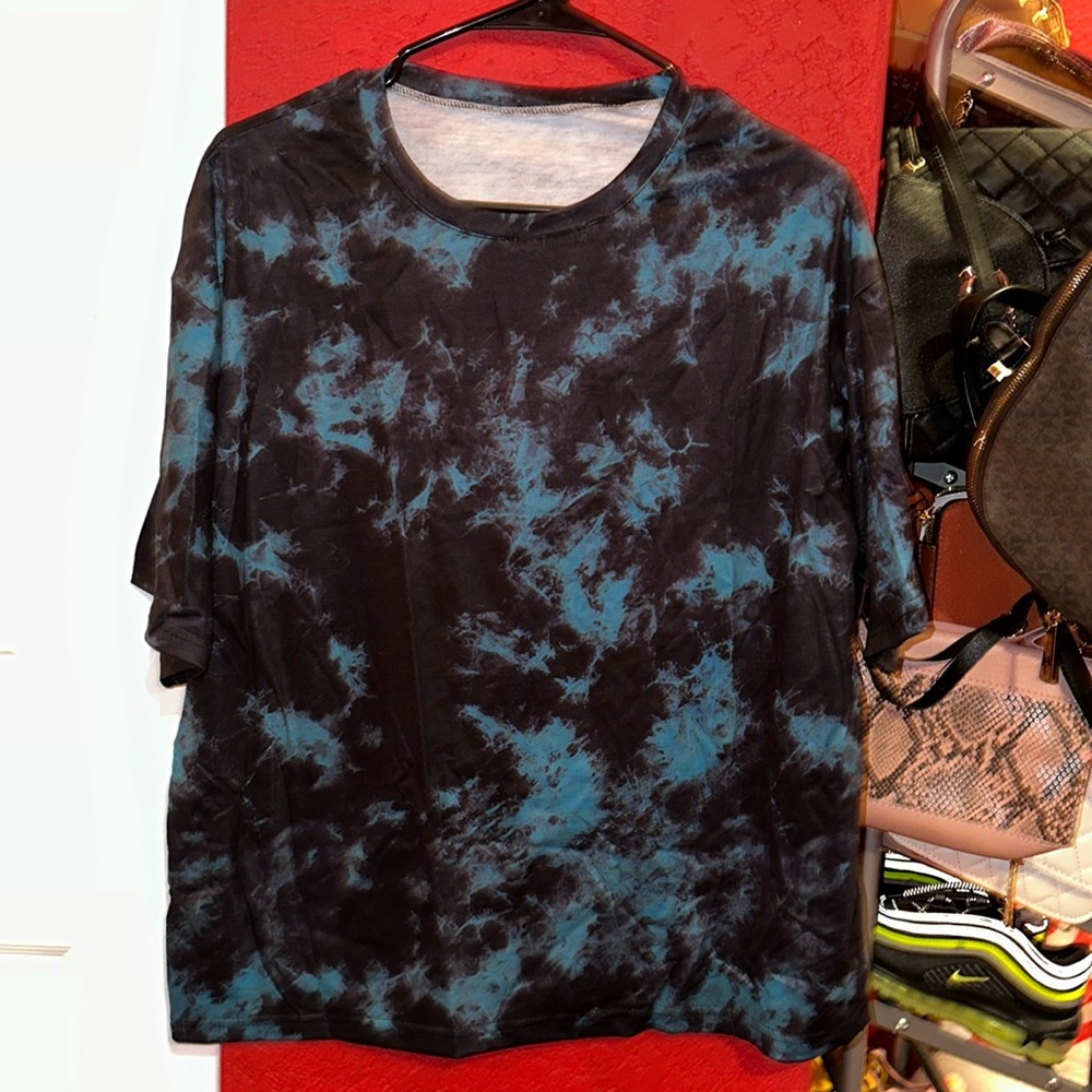SHEIN tie dye baggie tshirt